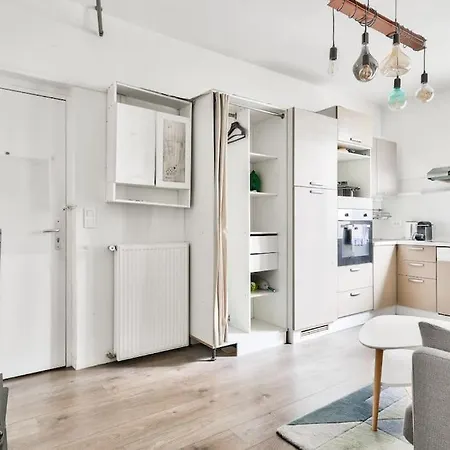 Flat 2min From Porte De Vanves Metro Station *